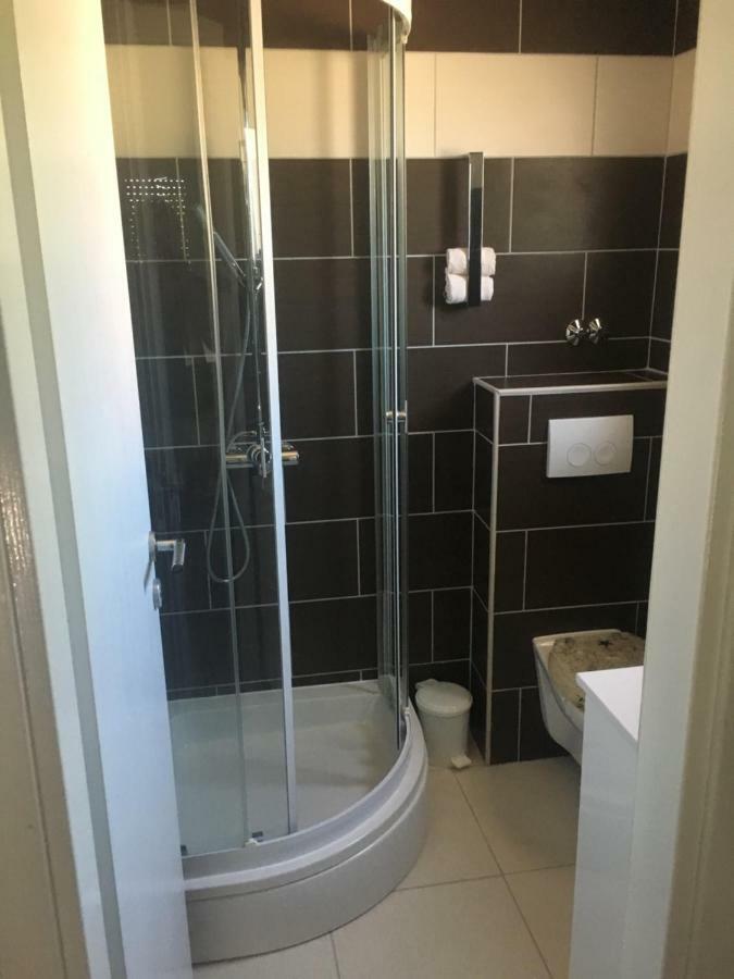 Apartment Matic فرسي المظهر الخارجي الصورة